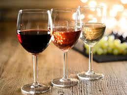 Lower risk of cataract surgery associated with wine consumption