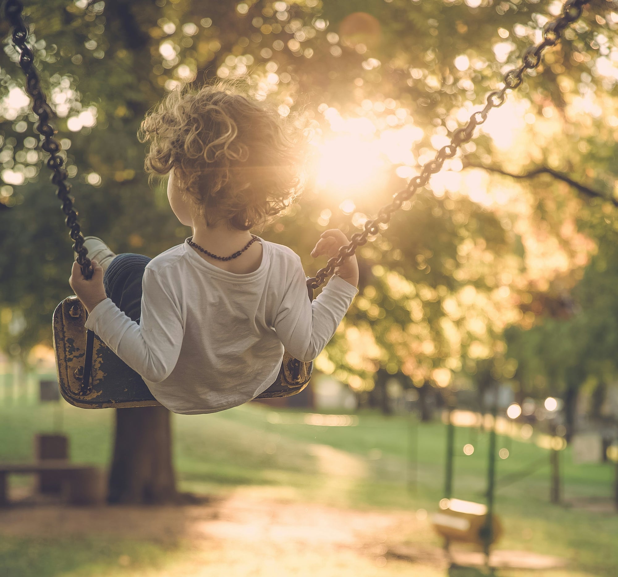 children who had recess outdoors were less likely to develop nearsightedness