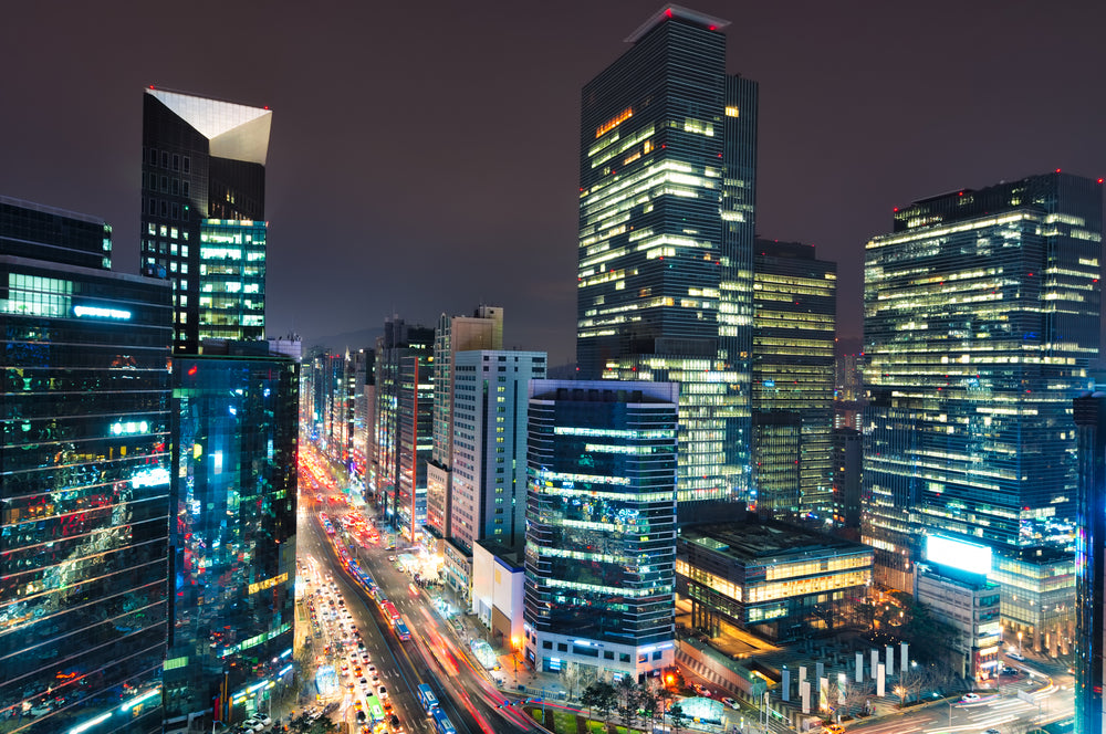 Artificial outdoor nighttime lights linked to higher risk of macular degeneration