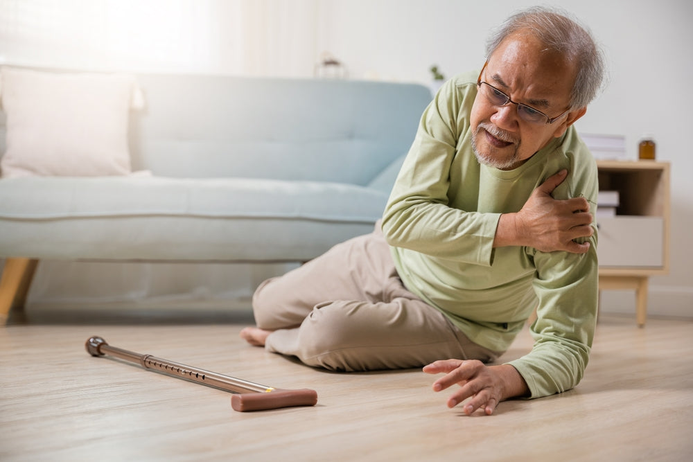 People with certain eye diseases more prone to falls and fractures