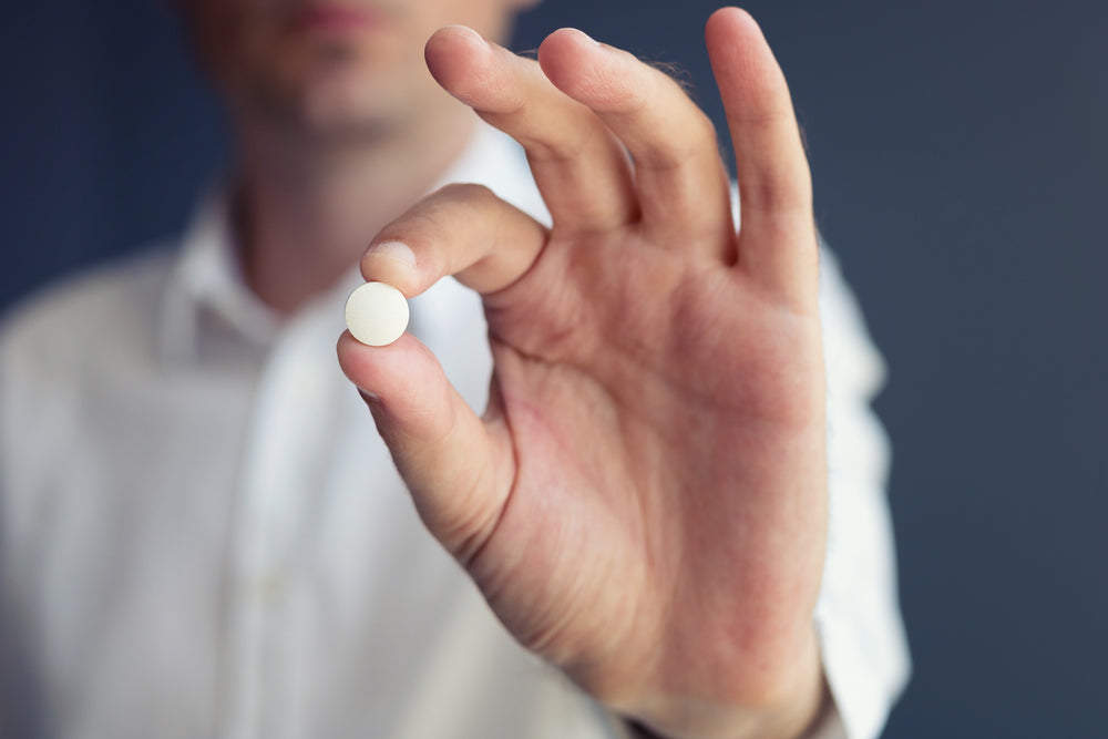 Low-dose aspirin offers no benefit against macular degeneration
