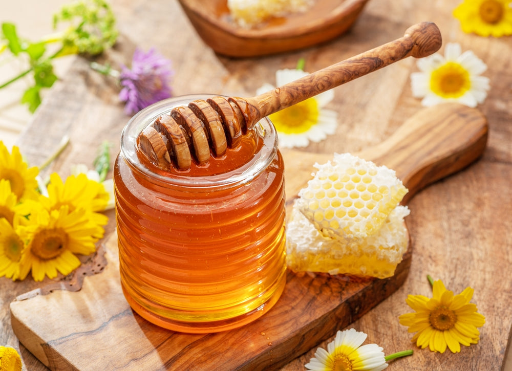 Honey "sweetens" the effectiveness of probiotics in yogurt